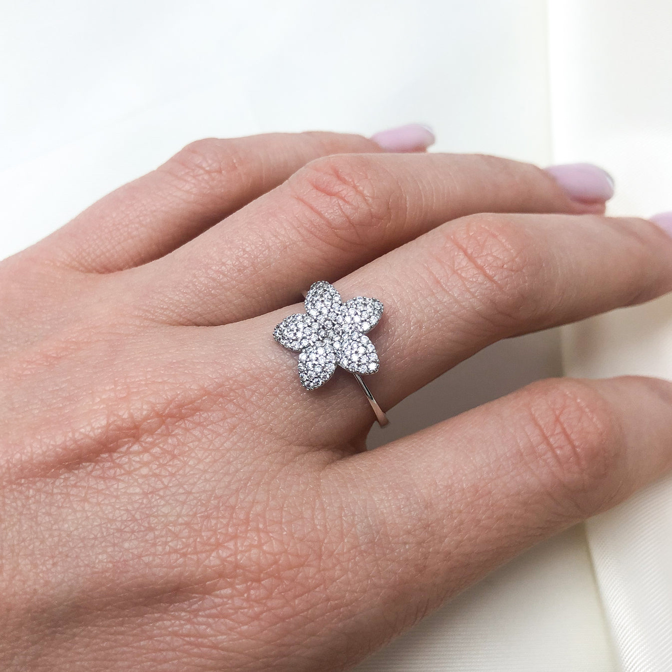 Inel Aur Alb 14k Floare cu Pietre Zirconia - Bijuteria Cleopatra